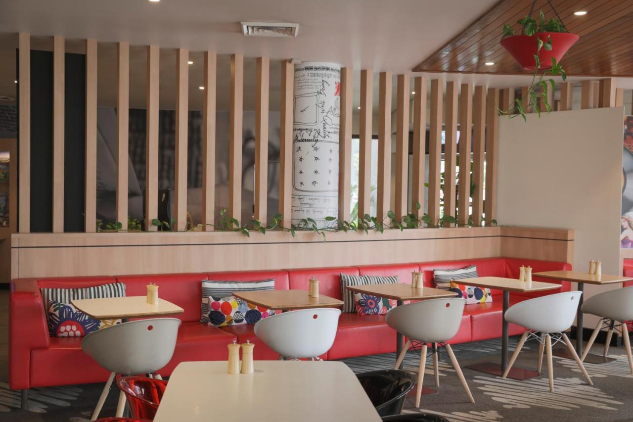 Ibis Sydney Airport Hotel Exterior foto